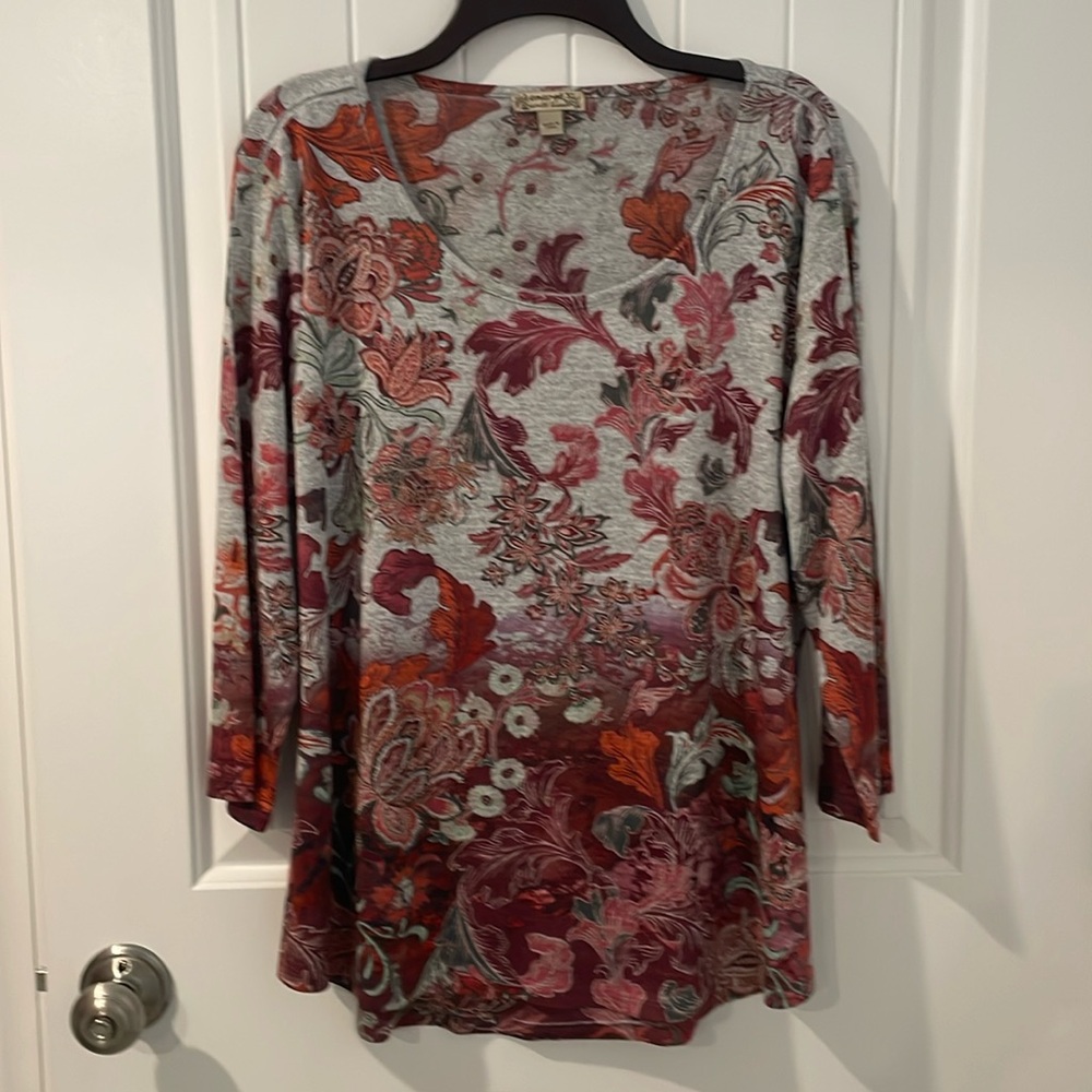 Energy World Wear Top Floral